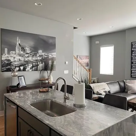 Impressive Townhouse Holiday home Nashville