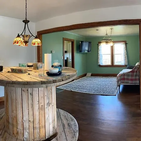 Apartment Green 25 Min From Downtown