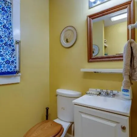 Green 25 Min From Downtown Apartment *