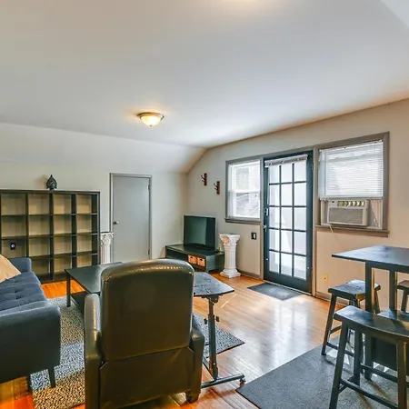 Convenient ~ 3 Mi To Downtown! *
