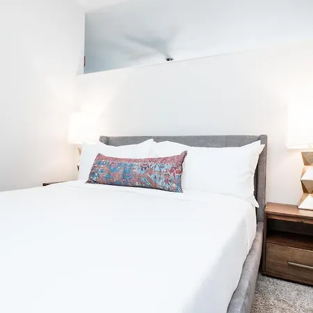 Apartment Cozysuites Musicrow Astonishing Sdo Nashville! 07 *