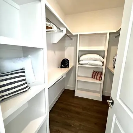 Brand New Downtown Home! *