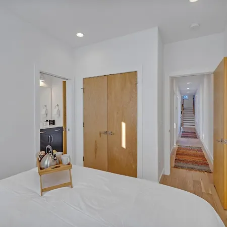Monroe's Boozy Boots - 2 Homes - Minutes To Broadway * Nashville