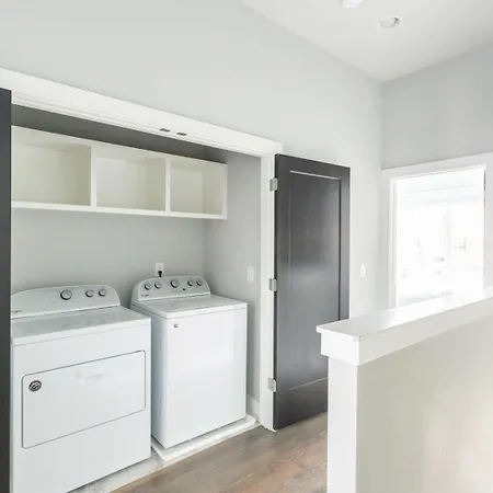 3 Premium Midtown Homes - Sleeps 36 - Mins To Broadway * Nashville