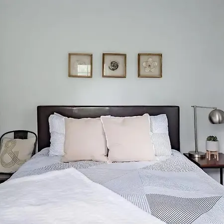 Private Prime New Renovated E Nash - 5 Min To Dt Holiday home