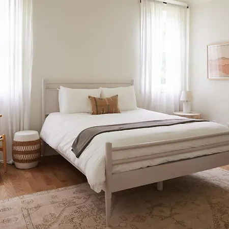 Holiday home Luxurious East Retreat Nashville