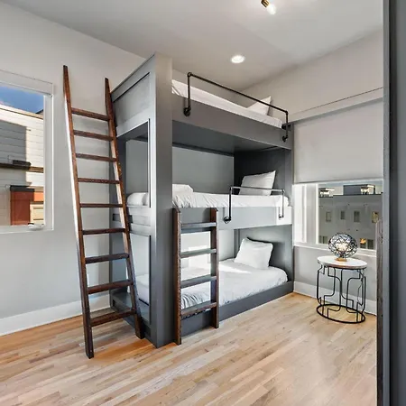 Trinity Skyline-rooftop Deck-7 Mins To Broadway * Nashville