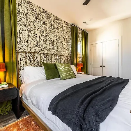 Holiday home - 232 & 234 Oceola Ave - Combo