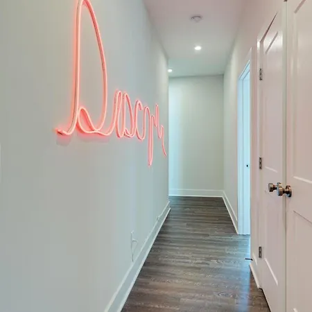 Holiday home - 5623 Lenox Ave Nashville