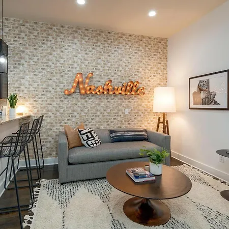 3 Luxury Loft Units - Mins To Broadway - Sleeps 15 * Nashville