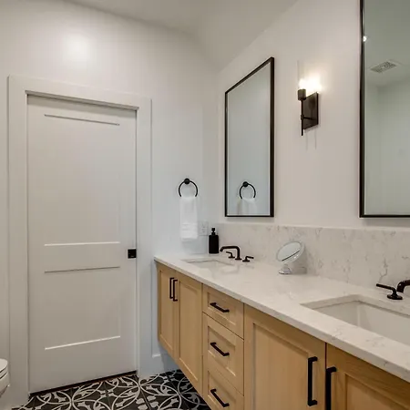 - 1206 Ireland St Unit A * Nashville