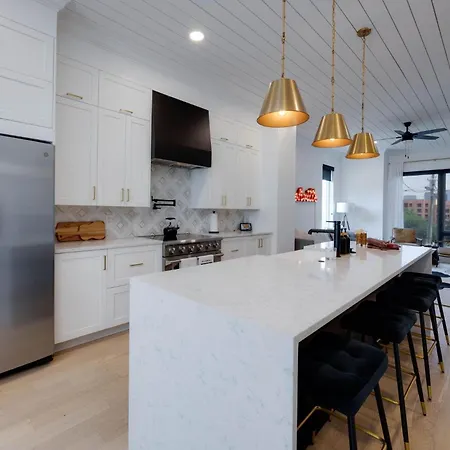 - 1206 Ireland St Unit A *
