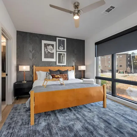 Kratos-odyssey-heart Of Midtown Holiday home *