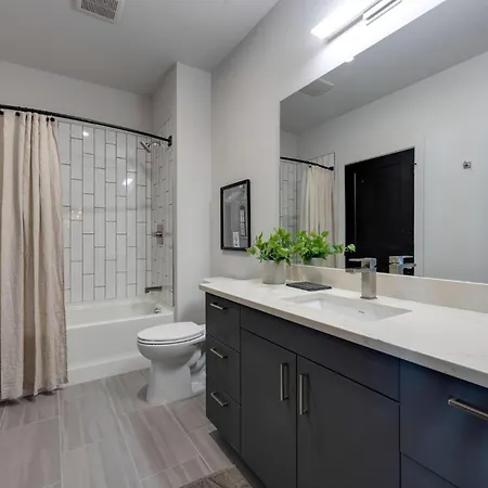 Kratos-odyssey-heart Of Midtown Holiday home *