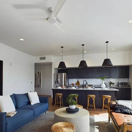 Foxy - 4 View Homes - 12 South