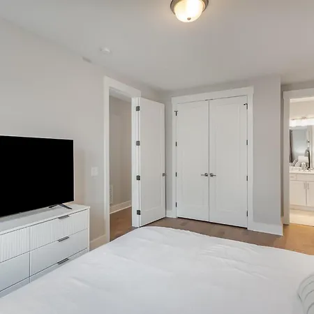 Gns Essentials - - 223 Oceola Ave #13