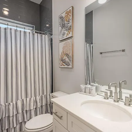 Gns Essentials - - 223 Oceola Ave #13 *