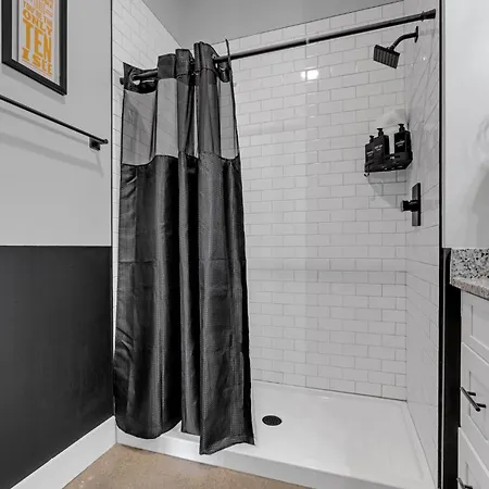 New Sleeps 4 - 7 Mins To Dwtn Apartment Nashville