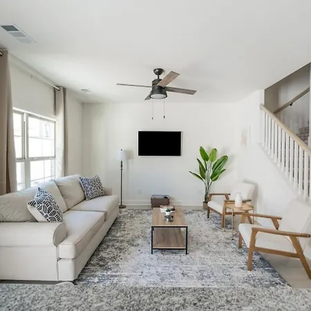 1 King 1 Queen 2 Double Garage Washer & Dryer Holiday home