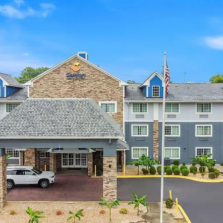 Comfort & Near Tanger Outlets I-24 Antioch Hotel
