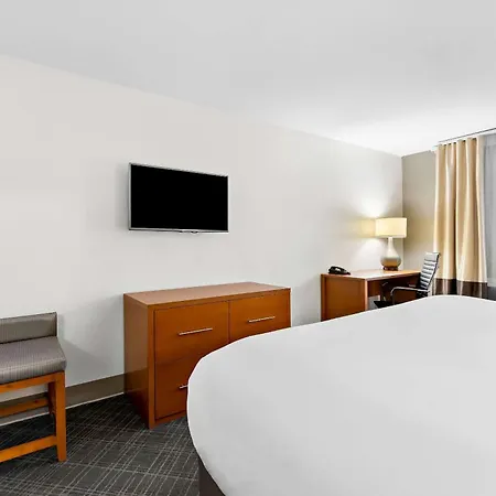 Hotel Comfort & Near Tanger Outlets I-24 Antioch