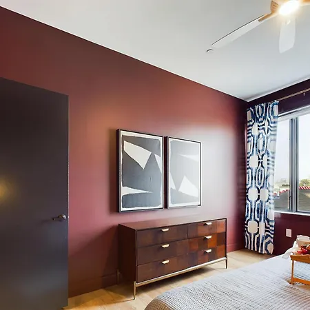 Foxscape - 6 Homes In 12 South - Private Balconies *