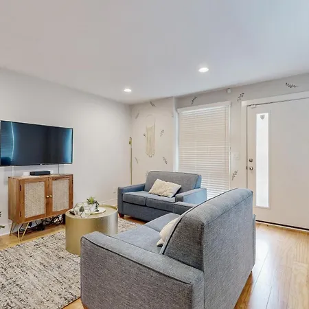 Watkins Park Getaway A, B, C, D Holiday home