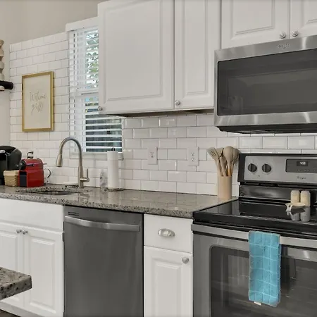 Greenwood With Covered Hot Tub, Fire Pit, And Outdoor Tv! * Nashville