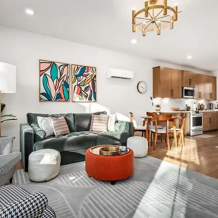 Walkable East With Rooftop