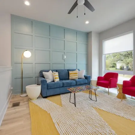 Holiday home Hey Gorgeous Townhome 4 Bedrooms 4.5 Bathrooms *