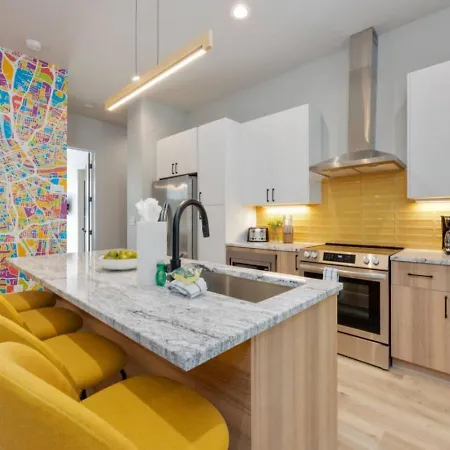 Holiday home Hey Gorgeous Townhome 4 Bedrooms 4.5 Bathrooms
