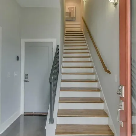 Two Homes - Accommodates 24 Guests *
