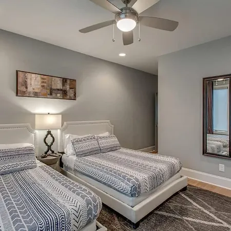 Two Homes - Accommodates 24 Guests *