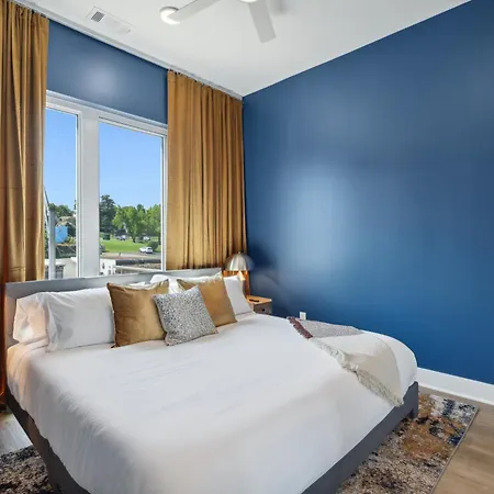 Apartment Rhinestone Cowboy 5 Min To Downtown *