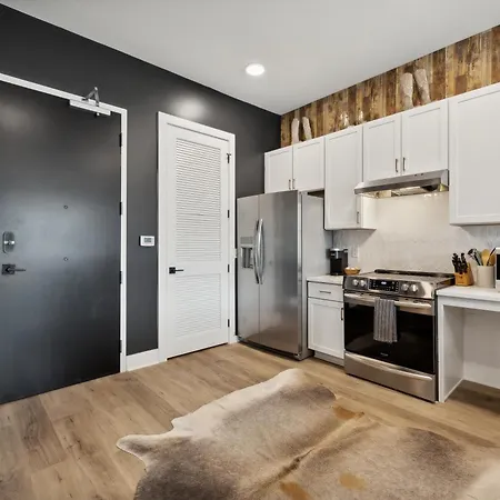 Apartment Rhinestone Cowboy 5 Min To Downtown Nashville