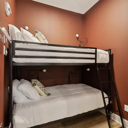 Rhinestone Cowboy 5 Min To Downtown Apartment Nashville