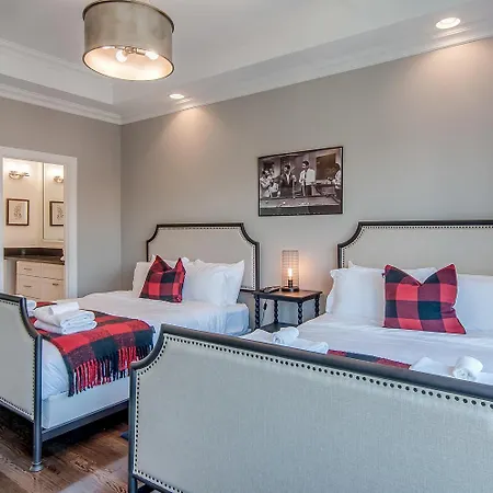 The Oliver On Acklen By Local Nashville