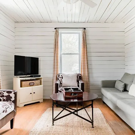 Natchez Trace Nestled In The Hills Holiday home *
