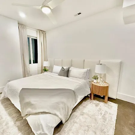 Archer House | Hot Tub Rooftop | Downtown Luxury! * Nashville