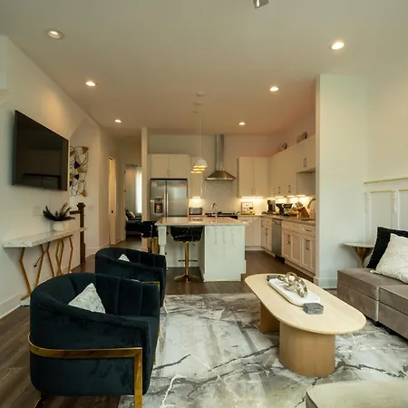 In - Rooftop Decks And Downtown Views Holiday home Nashville