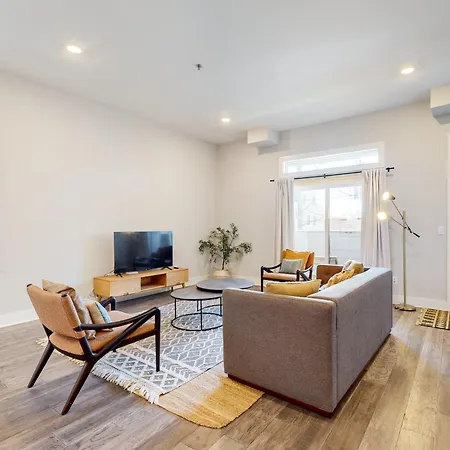 Oasis On 2nd #201 Apartment *