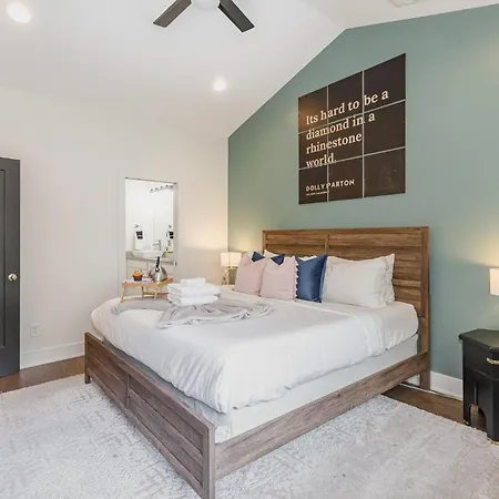 Comfort-sleeps 10-3 Mins To 12 South Nashville