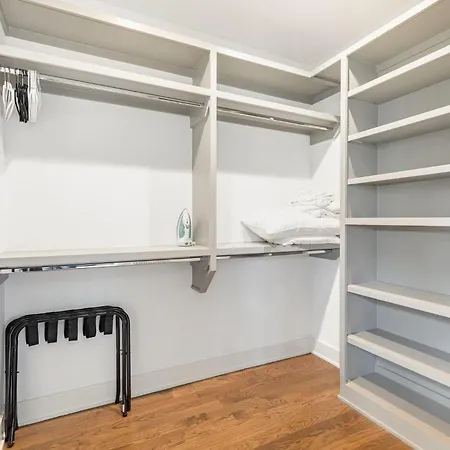 Comfort-sleeps 10-3 Mins To 12 South Holiday home
