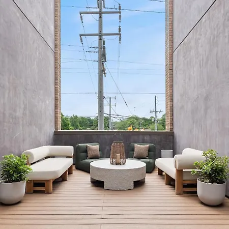 Landing Apartments - The Haysboro *