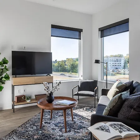 Mint House - The Gulch - Division St