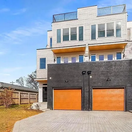 Holiday home In - Rooftop Decks And Downtown Views Nashville