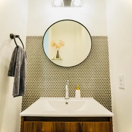 In - Rooftop Decks And Downtown Views Holiday home Nashville