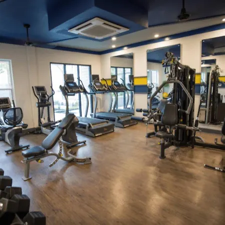 The Nash Luxe, Pool, Gym, Nightlife! Apartment *