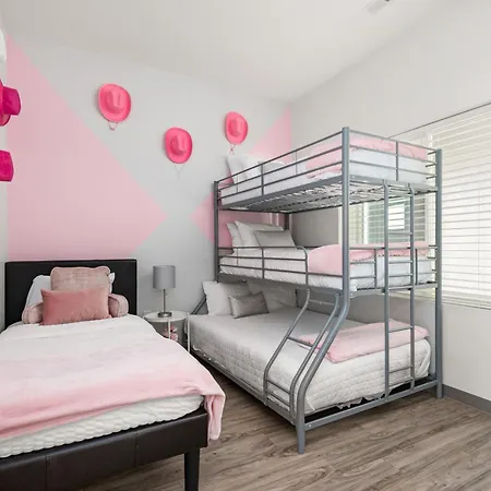 Apartment 8br Group - 5 Min To Downtown