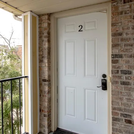 Walk About Hillsboro Village, 9 Mins To Downtown! Nashville
